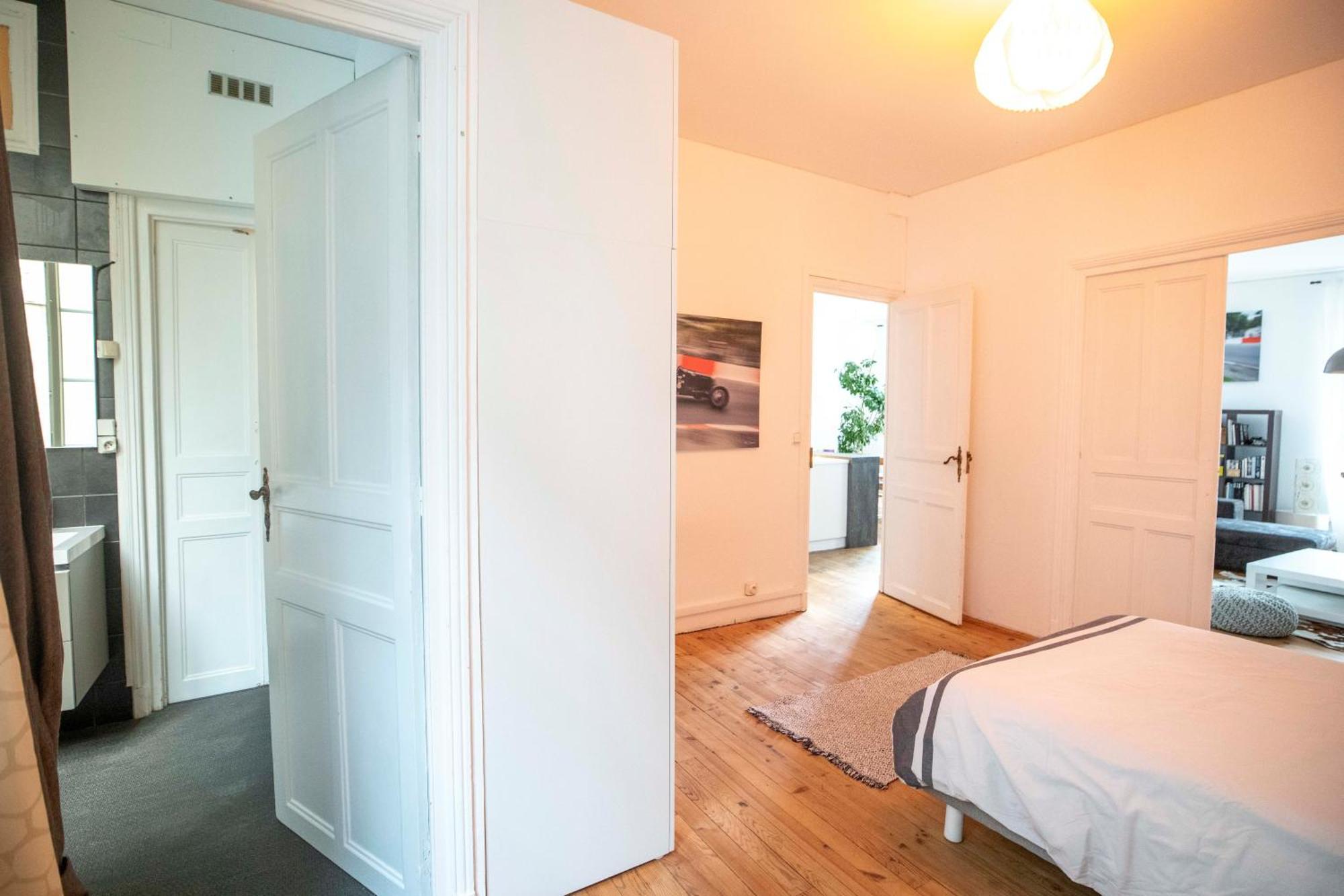 L'Appartement Lieu De Qualite En Centre Ville De Pau Esterno foto